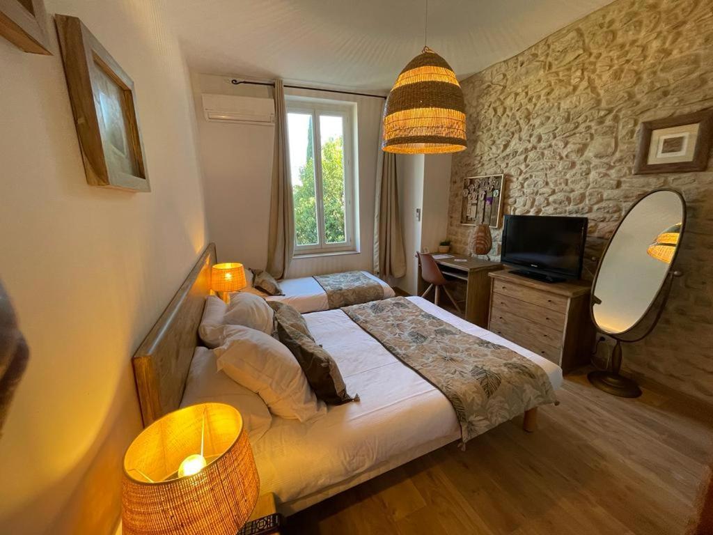 Hotel Mas De Galoffre Nîmes Eksteriør bilde