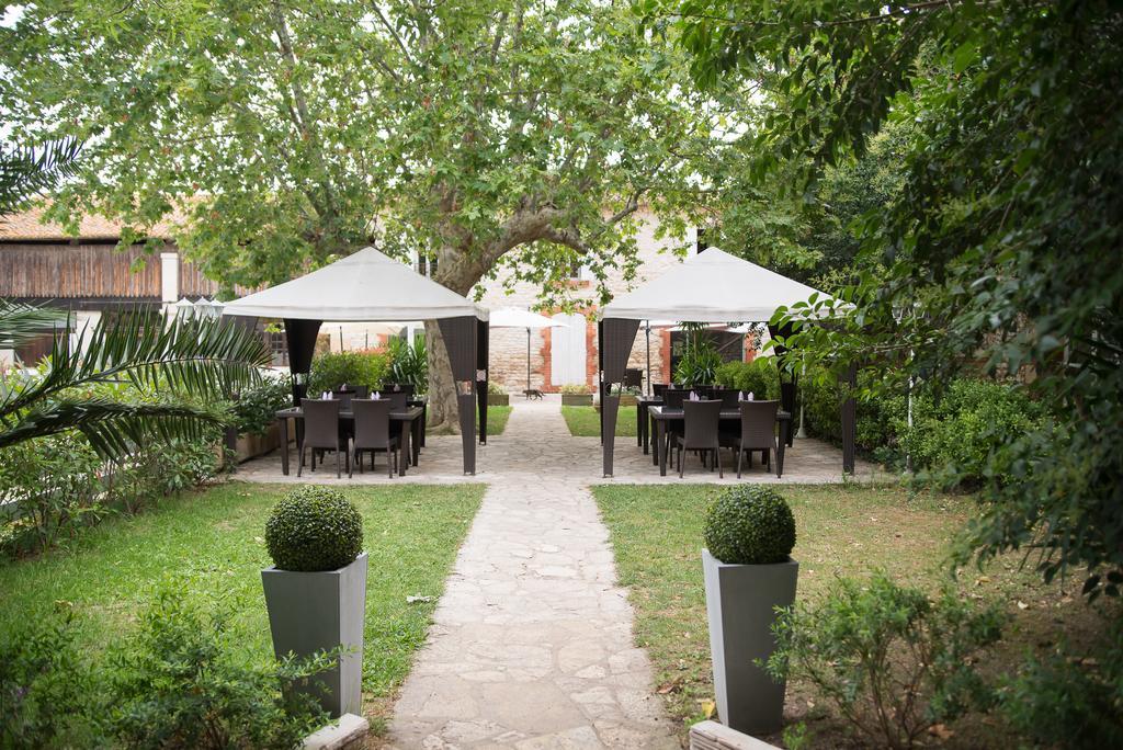 Hotel Mas De Galoffre Nîmes Eksteriør bilde
